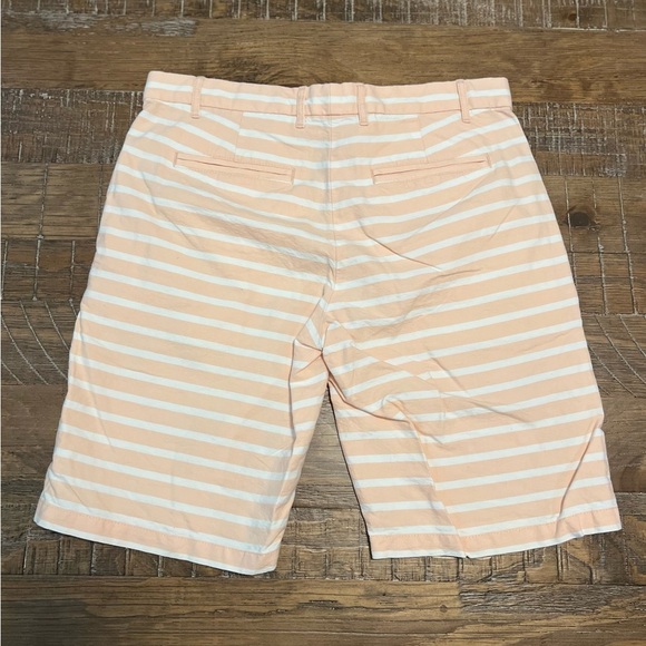 GAP Women’s Boyfriend Roll-Up Striped Shorts - Picture 2 of 8